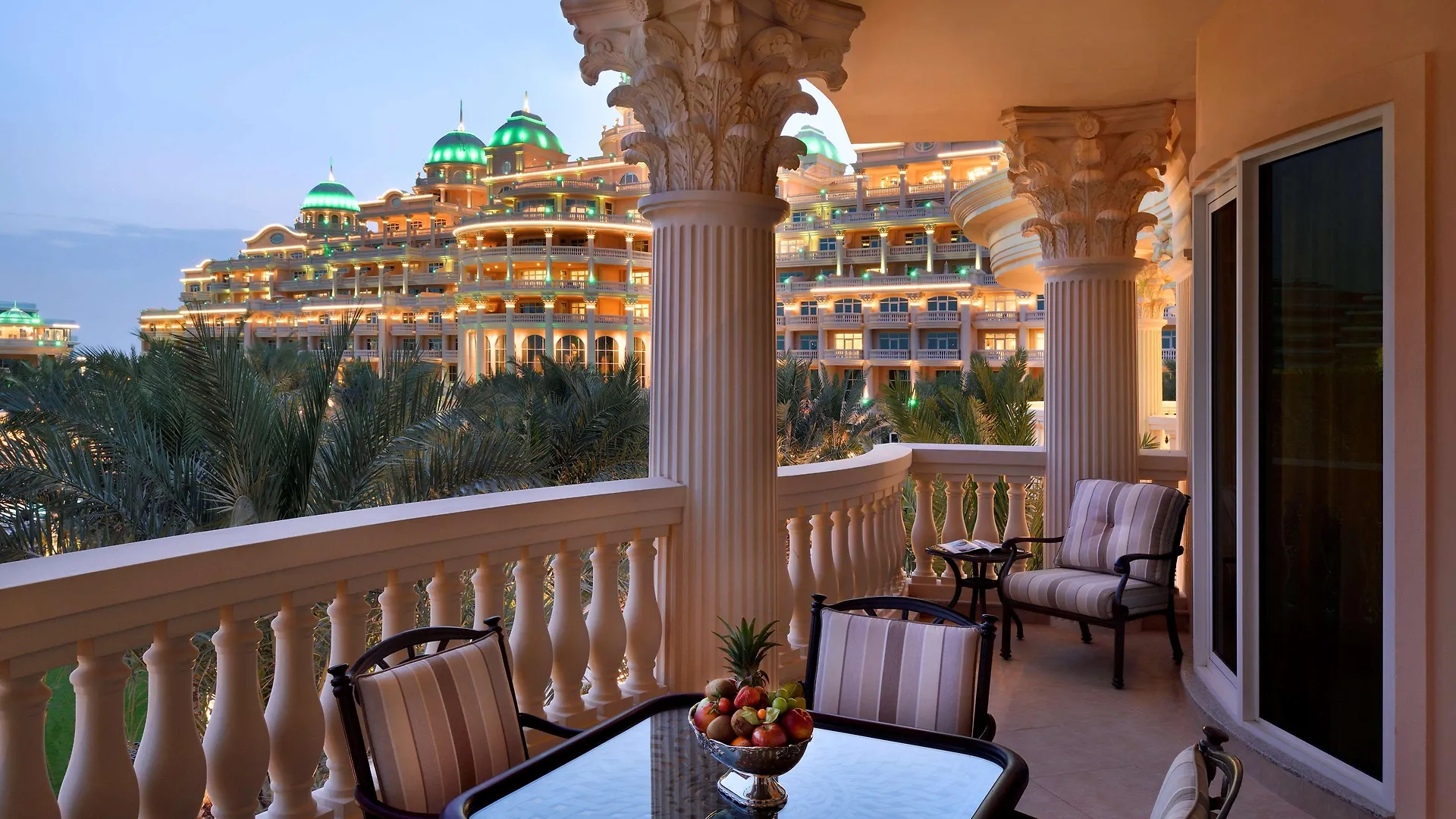 דובאי Kempinski Hotel & Residences Palm Jumeirah אתר נופש